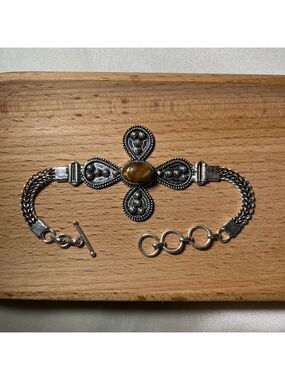 Tiger Eye 925 Flower Design Bracelet